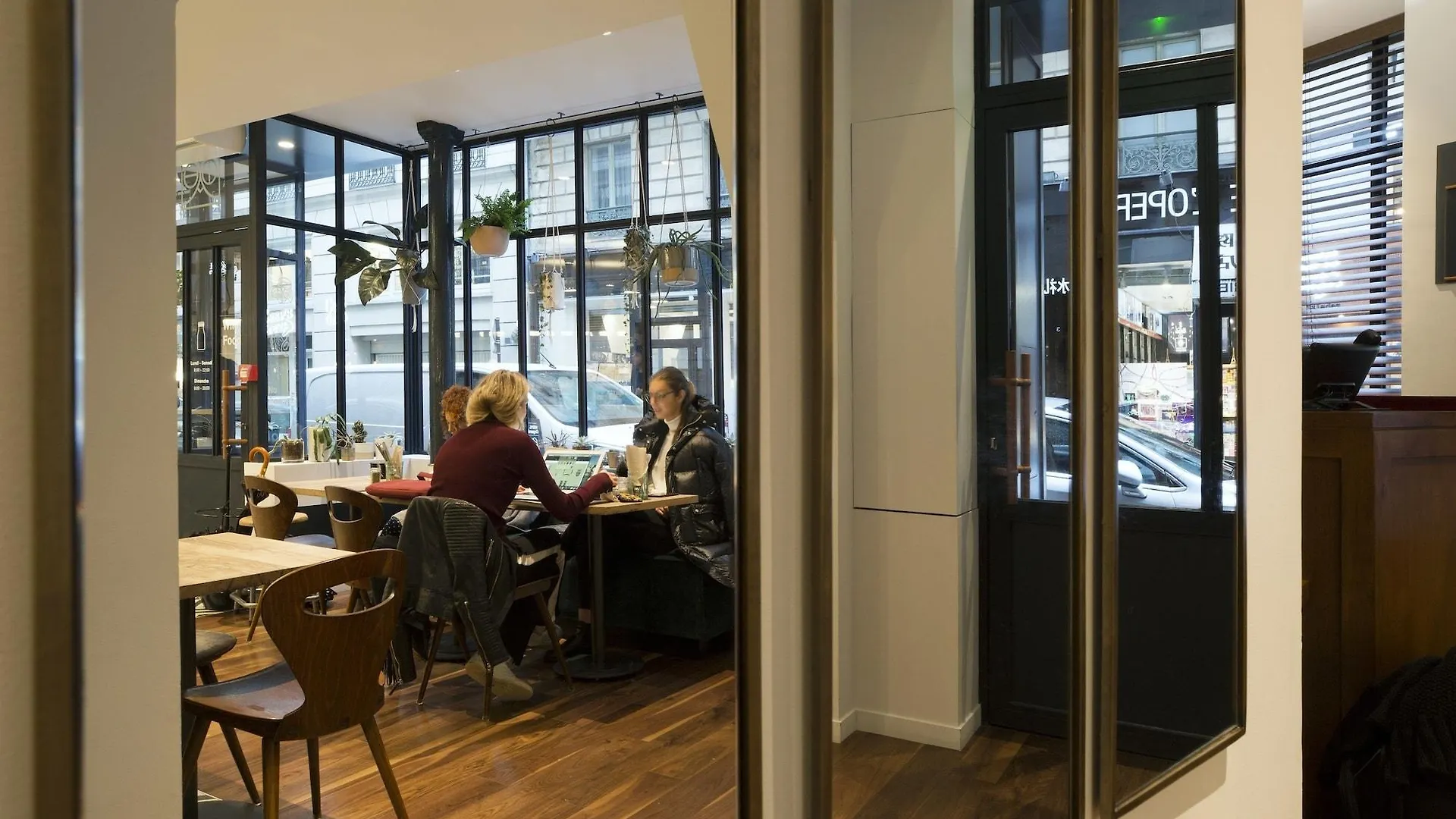 Monsieur Helder 3* Paris