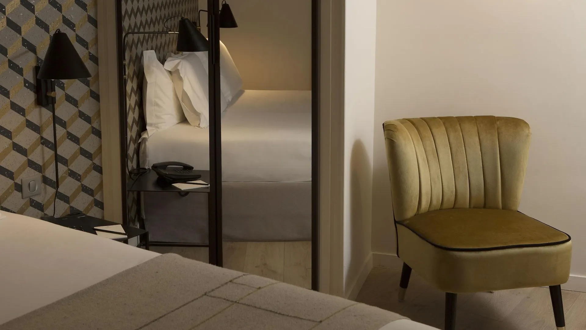 Monsieur Helder Hotel Paris