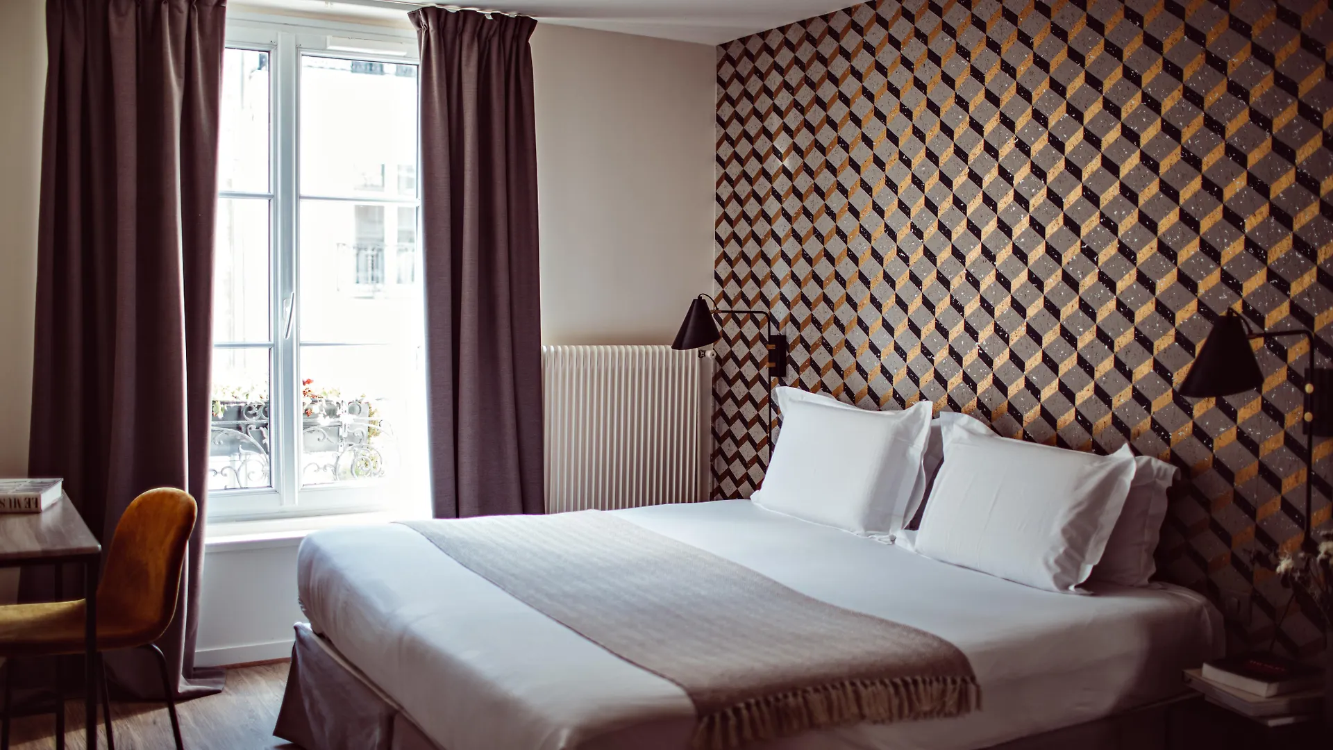 Hotel Monsieur Helder Paris