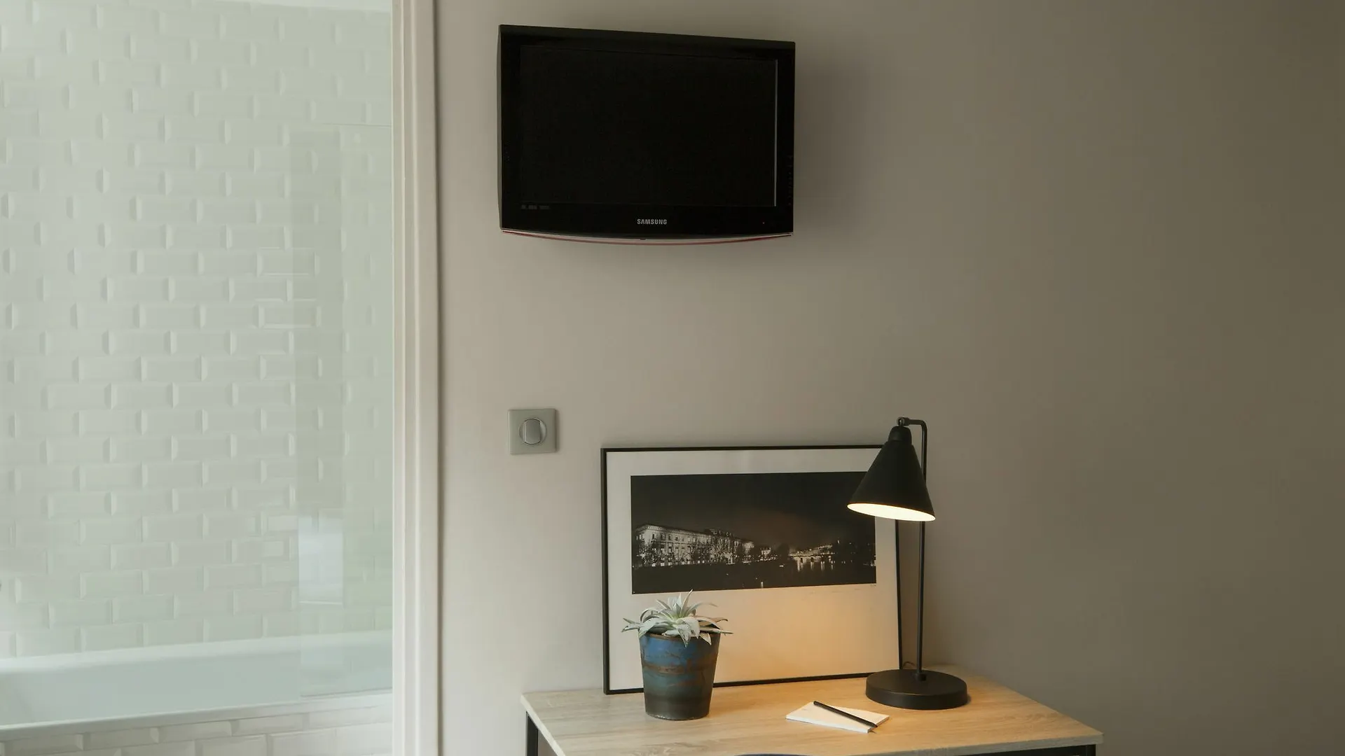 Hotel Monsieur Helder Paris